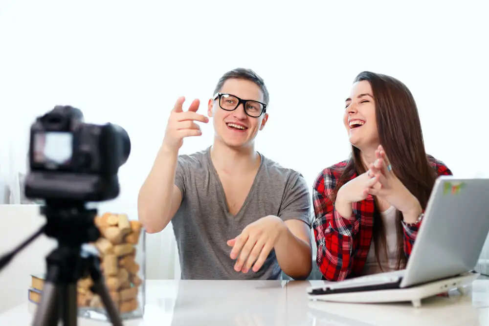 El Marketing de Influencers: ¿Una Estrategia Efectiva o una Moda Pasajera?